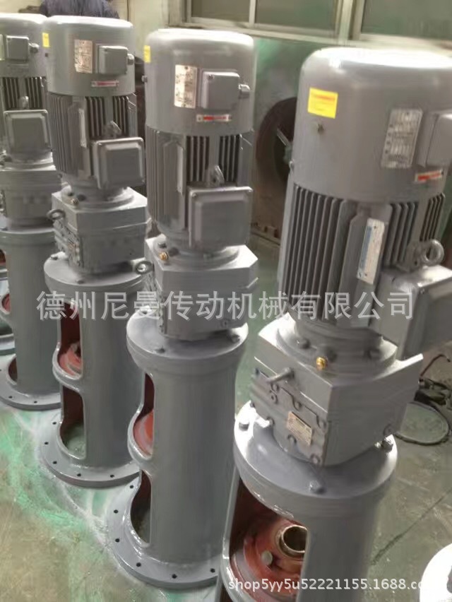 临西中威卓特数百lol外围款产品在中国（长沙）国际工程机械展览会上备受关注