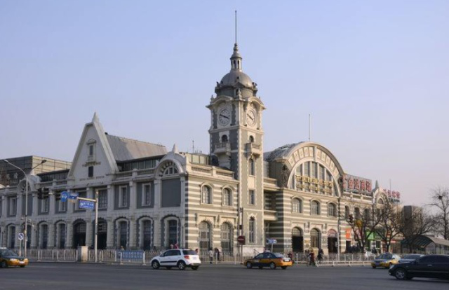 lol外围:
中国铁路史上最悠久的当属正阳门车站内有自己的故事